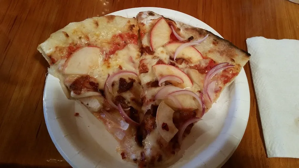 Apple Bacon Onion Pizza