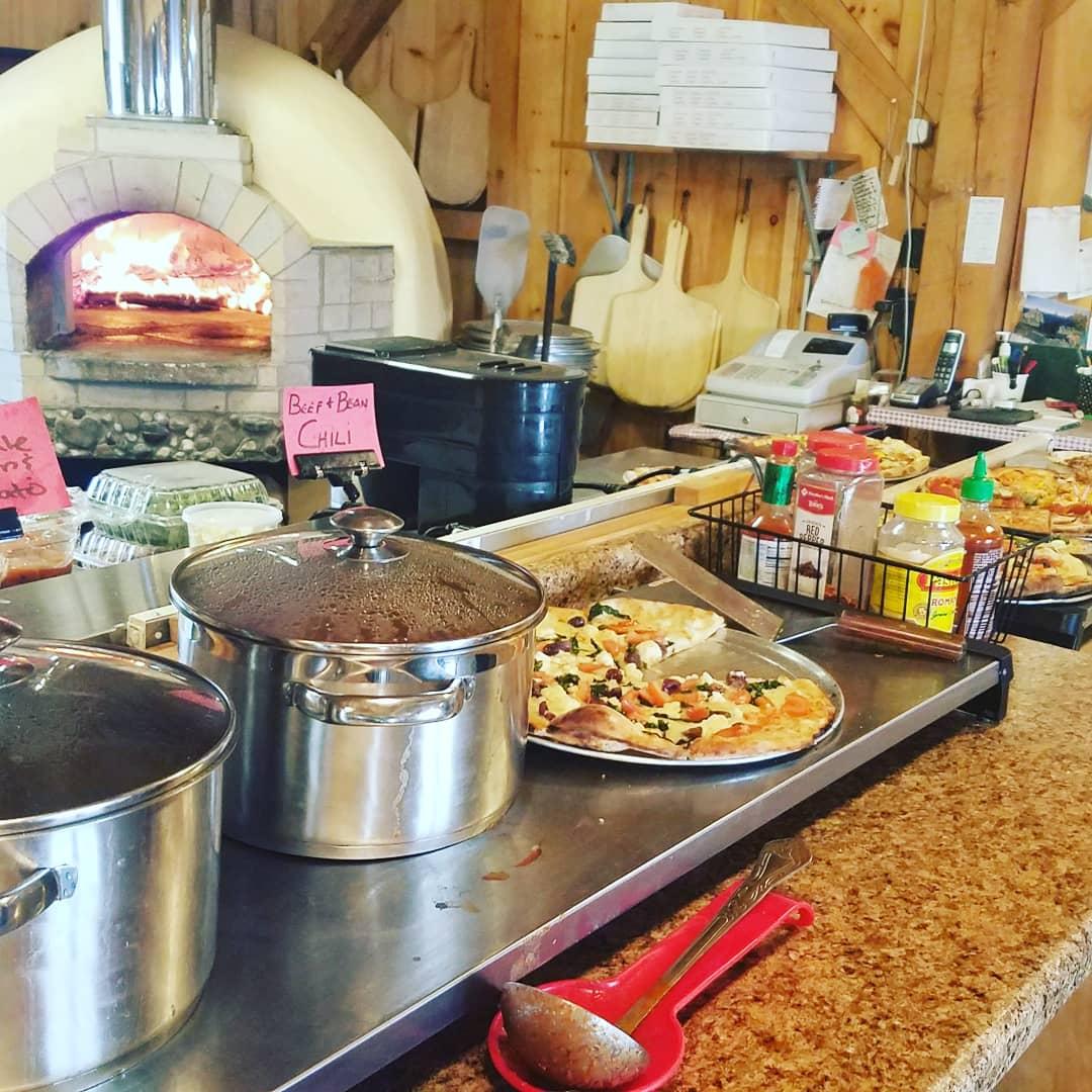 Stutzman's Farm Stand & Brick Oven Cafe